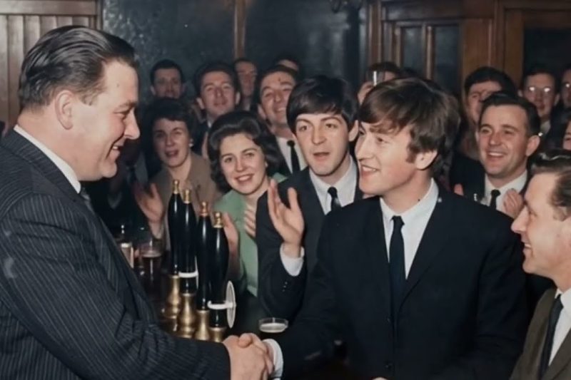 Mafia Boss Threatened John Lennon at Bar—John’s Response Made Everyone Go SILENT
