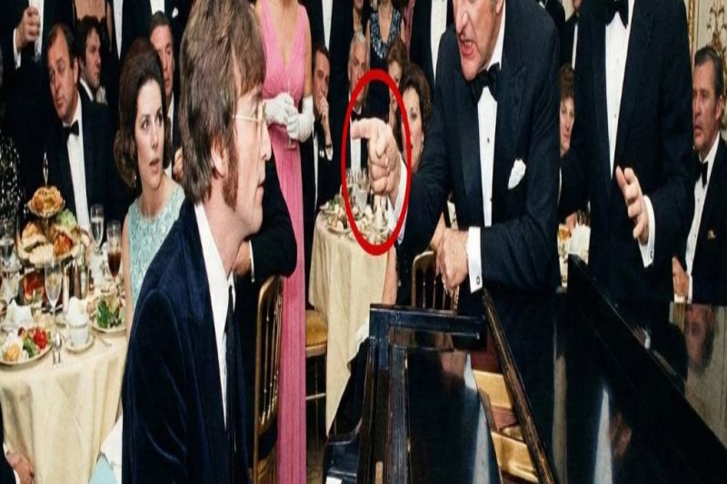 Famous Pianist Told John Lennon to Play Piano as a Joke—What Happened Next SHOCKED Everyone