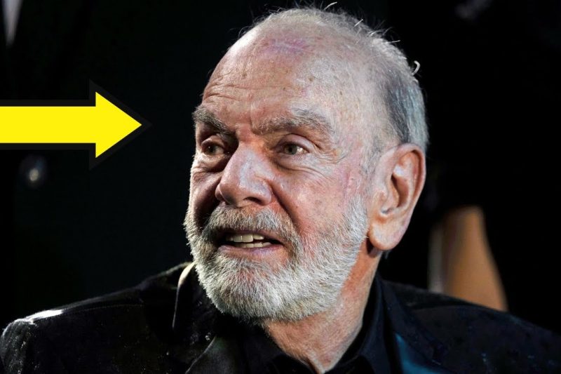 After decades, Neil Diamond finally reveals who inspired him to sing