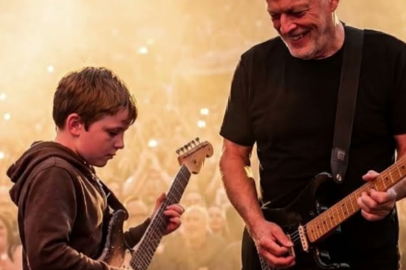 David Gilmour Stopped the Show for an 11-Year-Old… What Happened Next Shocked 55,000 Fans