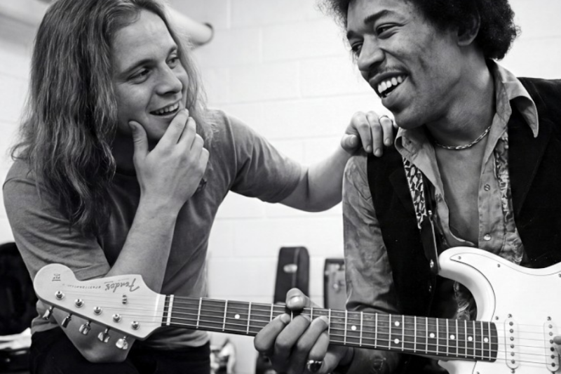 Van Zant to Jimi: ‘Real Music is 3 Chords, Try That’ —Jimi’s Response Left Lynyrd Skynyrd SPEECHLESS
