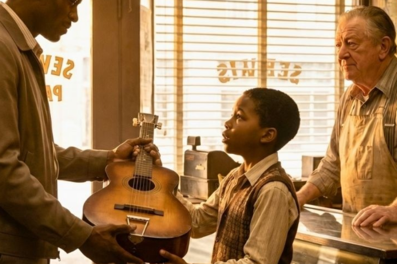 Chuck Berry Wasn’t Allowed to Touch the Guitar—Then He Picked the Worst One in the Shop!