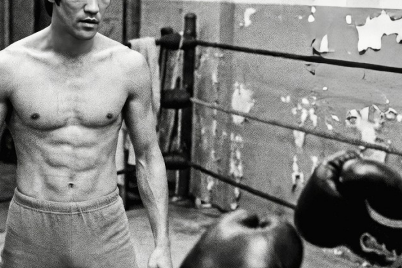The Night the Dragon Intercepted the Ghost: How Bruce Lee Left Muhammad Ali Spechless in a Hidden 1971 Showdown