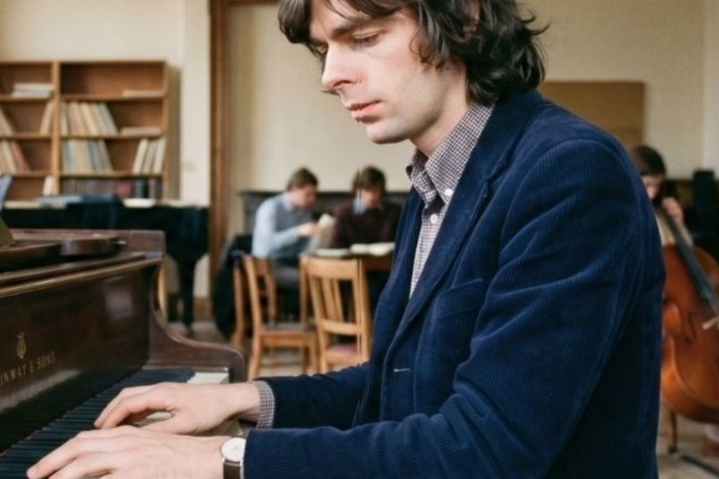 Richard Wright Was Told “Keyboards Don’t Belong in Rock — Then He Wrote the Intro That Changed Music