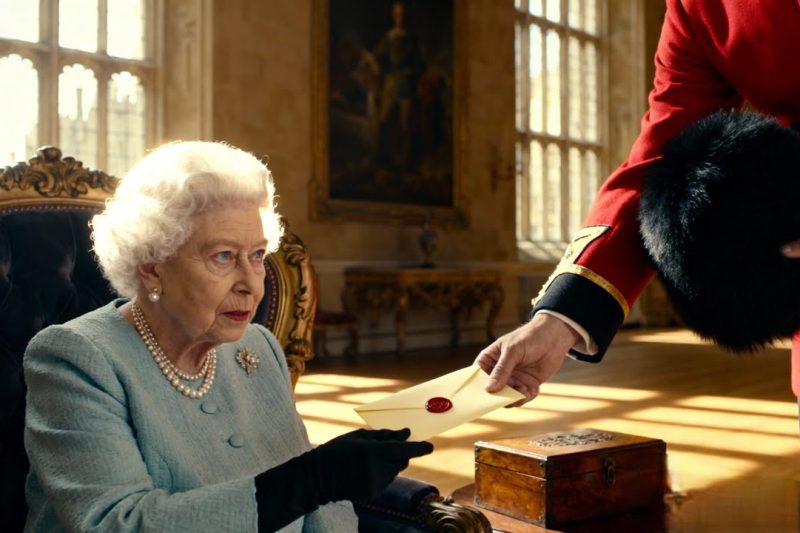 “What Queen Elizabeth Secretly Commanded Her Guard to Do Only When Prince George Reaches Age 12″….