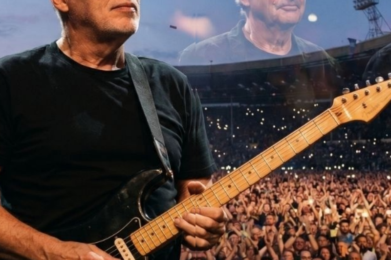 David Gilmour Started Crying Mid-Solo… The Crowd Had No Idea Why