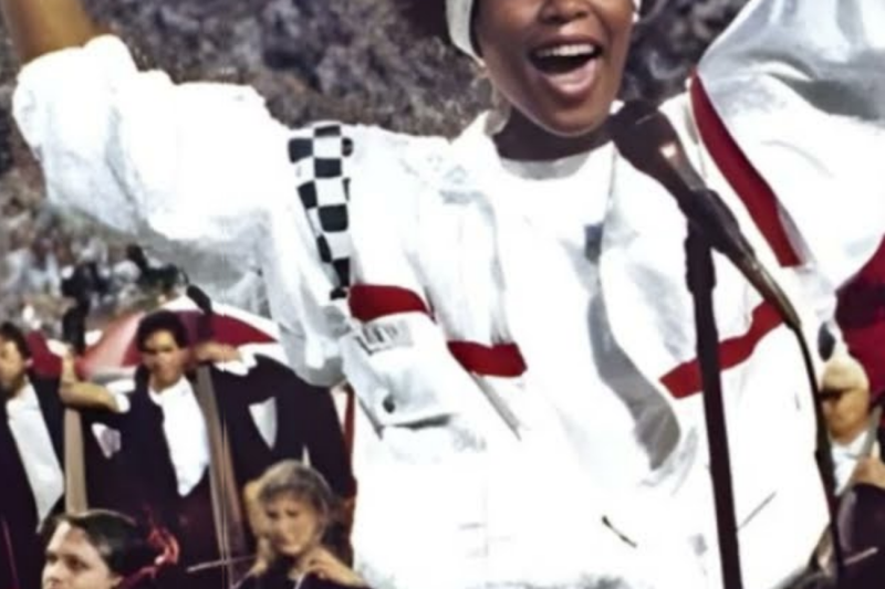 “Whitney Houston Sang NATIONAL ANTHEM at Super Bowl — 73,000 People Started CRYING”