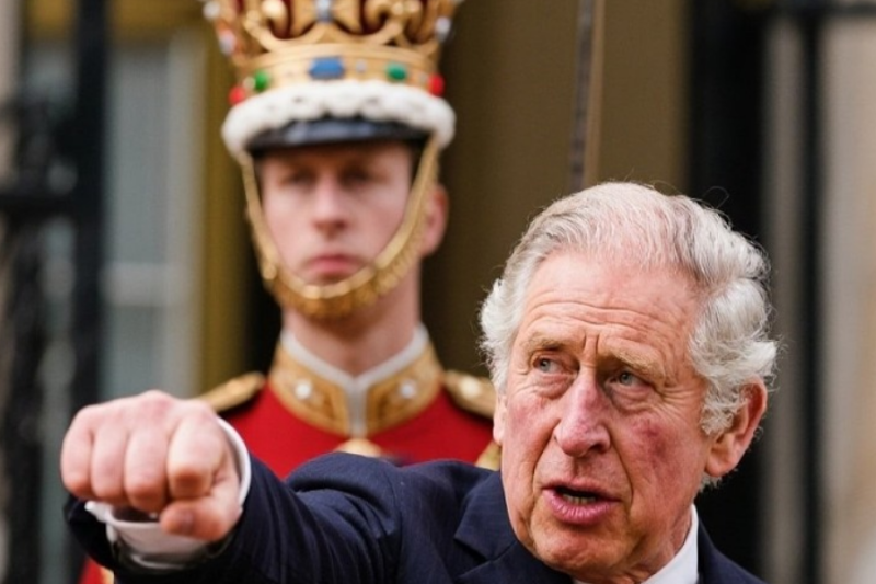 He Demanded Royal Treatment and Struck a Guard — The Consequences Were Immediate | Emotional Stories