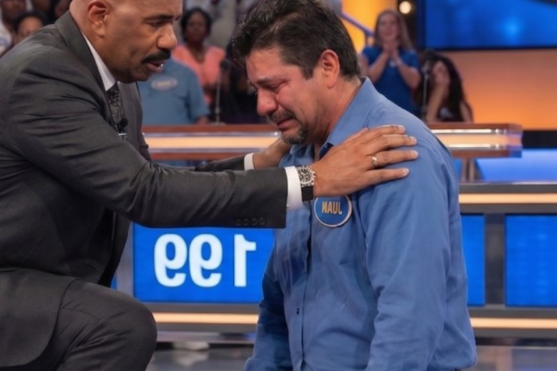 The Power of One Point: How a Father’s Heartbreaking Collapse on ‘Family Feud’ Spurred a National Miracle and Rewrote Medical History