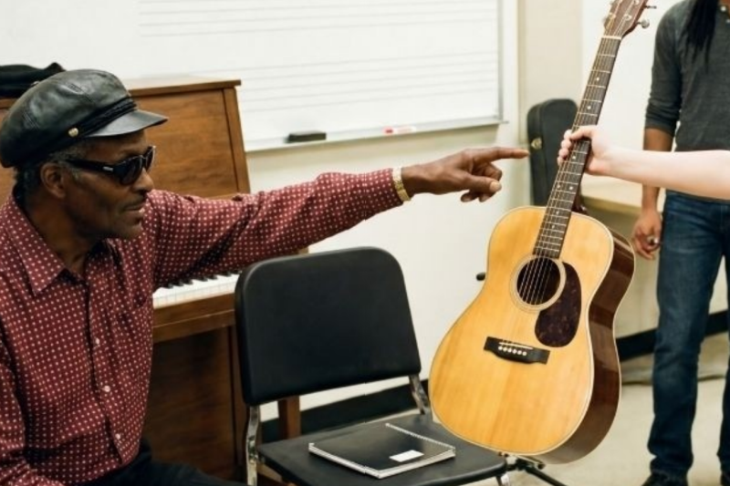 When the “Old-Timer” Schooled the Master: The Day Chuck Berry Silenced a St. Louis Music Class
