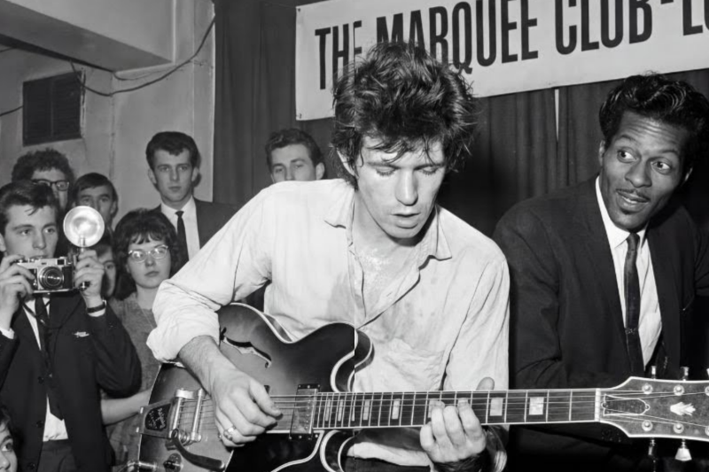 Chuck Berry Discovered Future Rock Legend in His Audience – This Moment Will Give You CHILLS