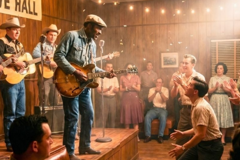 Chuck Berry Played in a Small Town – Chuck Berry Appeared on Stage Unrecognized